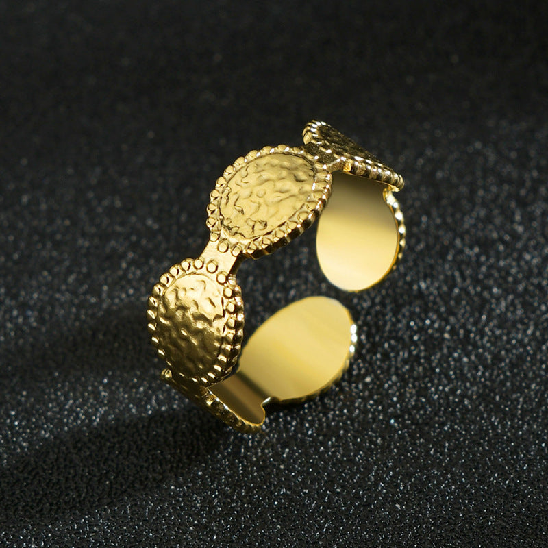 14k Gold Oval Texture Dracelet